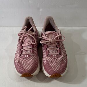 Under Armour women’s athletic shoes.  Size 8. GUC.